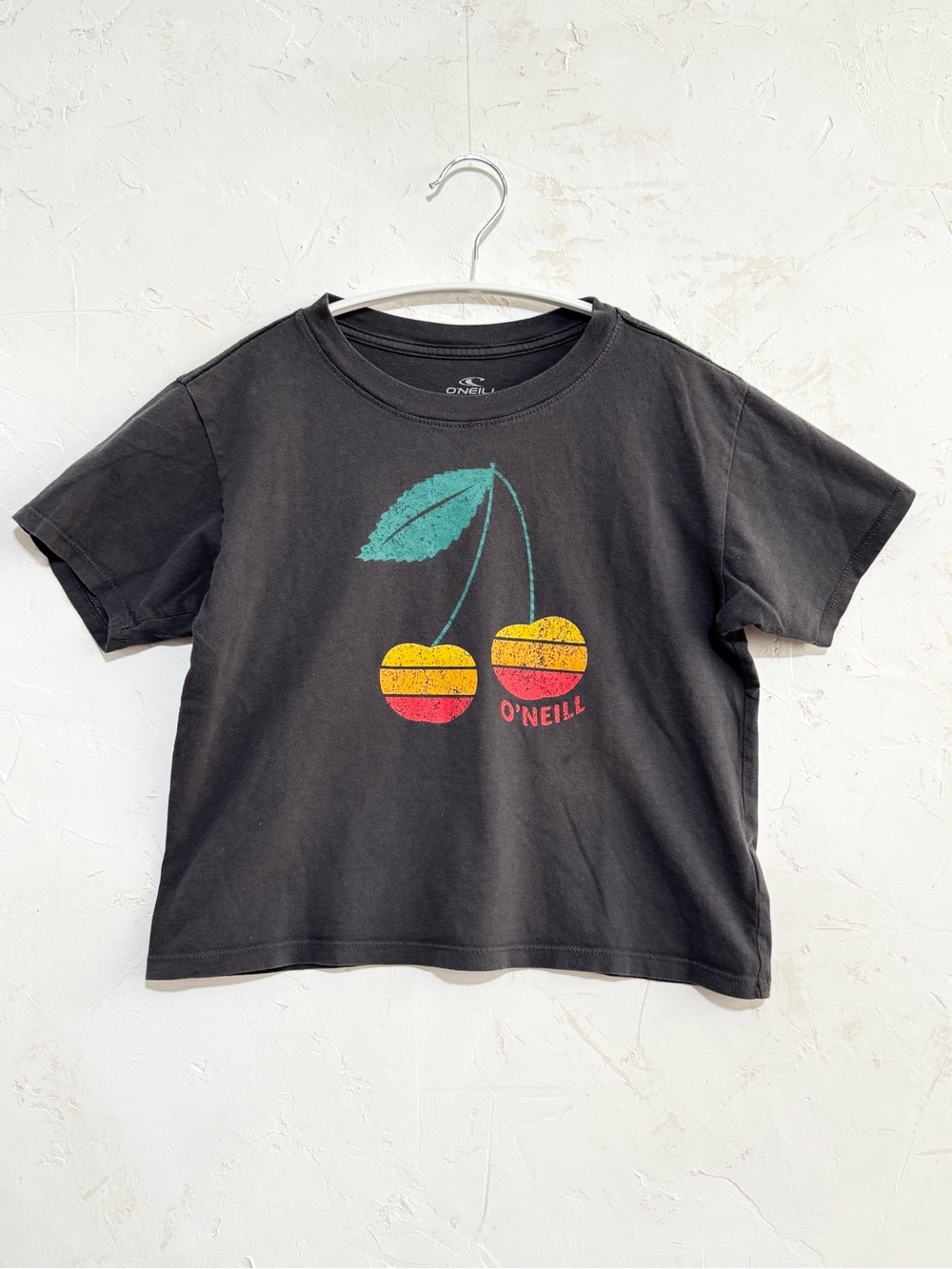 O'Neill  Cherry Graphic Cropped T-Shirt Charcoal Gray Tee L